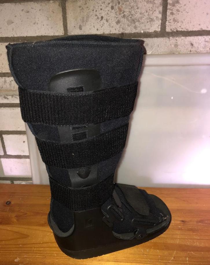 Ossur Brace walker voor verstuikingen MT M, Diversen, Braces, Zo goed als nieuw, Ophalen of Verzenden