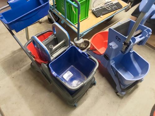 2 schoonmaak trolleys karren, Huis en Inrichting, Schoonmaakartikelen, Ophalen