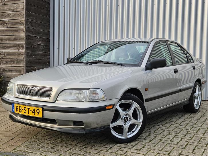 Volvo S40 1.8 / Automaat / Youngtimer / 91.324km! (bj 1997), Auto's, Oldtimers, Bedrijf, Te koop, ABS, Alarm, Centrale vergrendeling