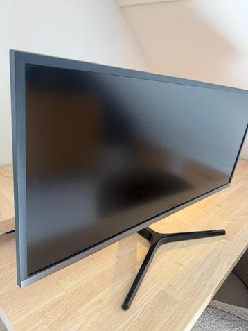 Samsung 34 inch monitor - HDMI beeldscherm beschikbaar voor biedingen