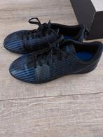 Zaalvoetbalschoenen 36, Maat XS of kleiner, Ophalen of Verzenden, Gebruikt, Schoenen