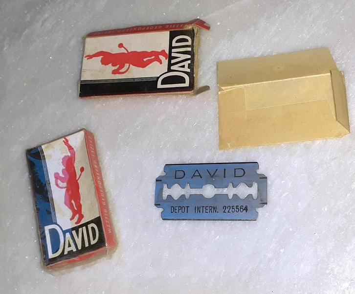Verzamelen vintage David scheermesjes '50-'60, Verzamelen, Retro, Persoonlijke verzorging, Verzenden