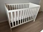Ledikant “RALPH” inclusief matras en meer, Kinderen en Baby's, Babywiegjes en Ledikanten, Ophalen, Zo goed als nieuw, Ledikant