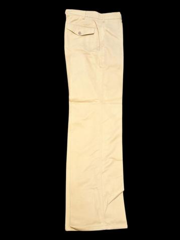 oude beige legerbroek van Nederlands leger, jaren 70 beschikbaar voor biedingen