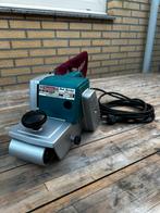 Makita 9401 Bandschuurmachine, Doe-het-zelf en Verbouw, Gereedschap | Schuurmachines, Ophalen, Zo goed als nieuw, 600 tot 1200 watt