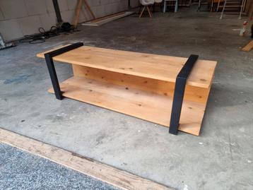 Industrieel TV Meubel - Staal & Steigerhout beschikbaar voor biedingen