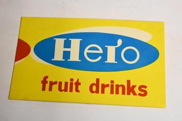 Hero fruit drinks reclame bordje met belasting zegel beschikbaar voor biedingen