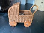 Rieten poppenwagentje, Antiek en Kunst, Curiosa en Brocante, Ophalen of Verzenden