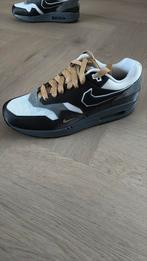 Air max 1 swoosh low poly big head, Kleding | Heren, Schoenen, Ophalen, Zwart, Nike, Nieuw