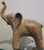 Olifant beeld sculptuur oud vintage bijzonder handgemaakt, Ophalen of Verzenden, Zo goed als nieuw