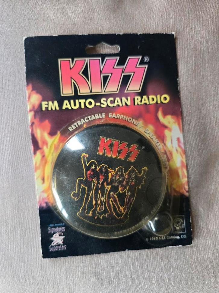 KISS FM Auto Scan Radio - Nieuw in Verpakking!, Verzamelen, Muziek, Artiesten en Beroemdheden, Nieuw, Overige typen, Ophalen of Verzenden