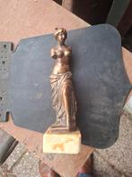 Koperen beeldje van een vrouw, Antiek en Kunst, Ophalen of Verzenden