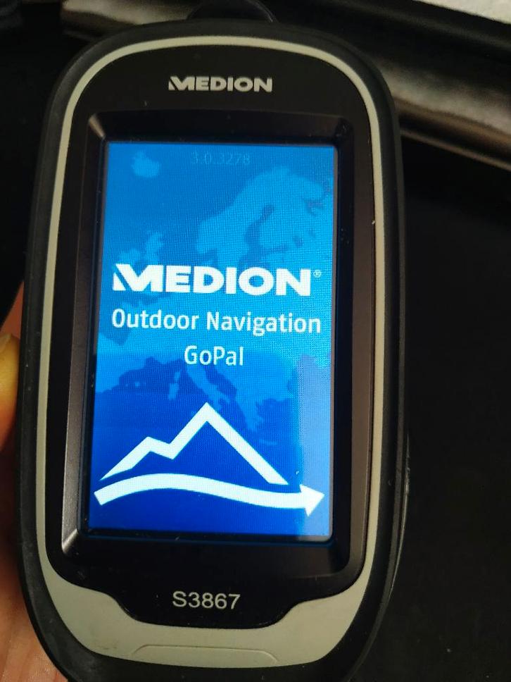 Medion GoPal S3867 navigatiesysteem, Watersport en Boten, Navigatiemiddelen en Scheepselektronica, Zo goed als nieuw, Gps of Kompas