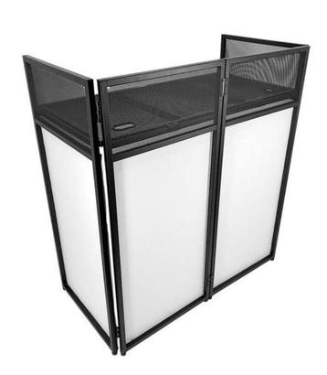 DJ Booth met Tas & Zwarte Doek beschikbaar voor biedingen