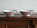 Schaaltjes, rijstschaaltjes, handbeschilderd. 2 Stuks. , Huis en Inrichting, Keuken | Servies, Ophalen of Verzenden, Zo goed als nieuw