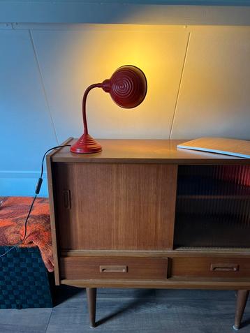 retro tafellamp beschikbaar voor biedingen
