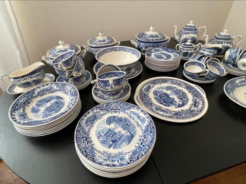 Castillo Petrus Regout sevies Cambridge Blue, Antiek en Kunst, Antiek | Servies compleet, Ophalen
