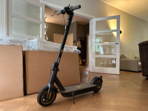Segway Ninebot KickScooter MAX G30E II, Fietsen en Brommers, Steps, Gebruikt, Elektrische step (E-scooter), Ophalen