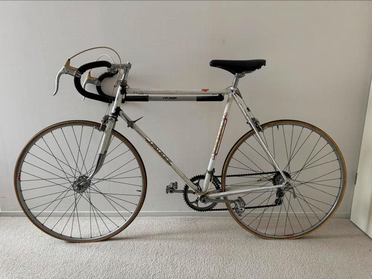 Originele vintage “Jeunet” renfiets, Fietsen en Brommers, Fietsen | Oldtimers, Jaren '60 of nieuwer, Ophalen