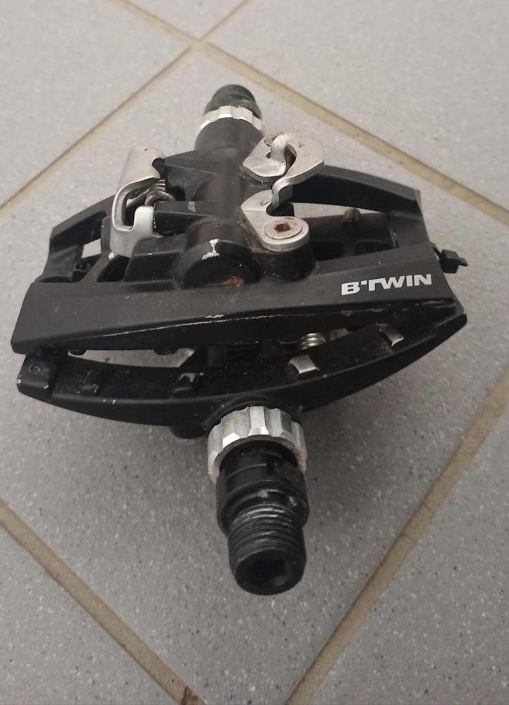 Rockrider Shimano SPD pedalen 520 (BTWIN), Fietsen en Brommers, Fietsonderdelen, Zo goed als nieuw, Mountainbike, Crankstel of Pedalen