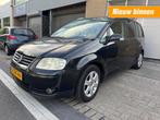 Volkswagen TOURAN 1.6-16V FSI Highline 7P CLIMA NAVI NETTE A, 4 cilinders, Zwart, Bedrijf, Handgeschakeld