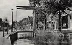 Gouda Turfmarkt met Kouwe Brug = Vrouwebrug 1957, Verzamelen, Ansichtkaarten | Nederland, Verzenden, 1940 tot 1960, Gelopen, Zuid-Holland