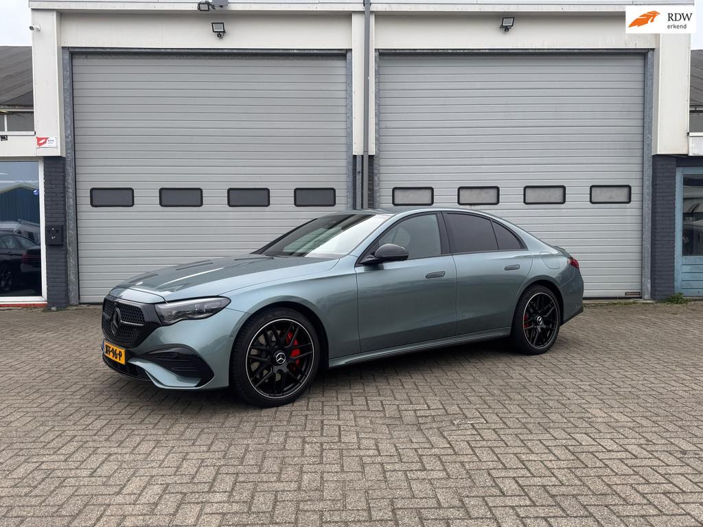 Mercedes-Benz E-klasse 300 e AMG Line, Auto's, Automaat, Achterwielaandrijving, Gebruikt, Plug-in hybride
