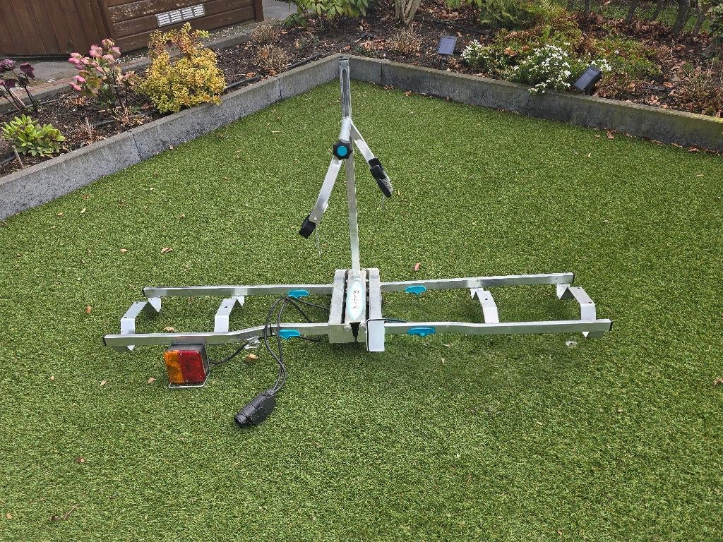 Multa fietsendrager, 2 fietsen, tot 60 kg., Ophalen, Gebruikt, 2 fietsen, Trekhaakdrager