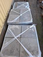 Natuursteen tegels 50/50, 34m2 op pallets., Ophalen, Gebruikt, 10 m² of meer, Terrastegels