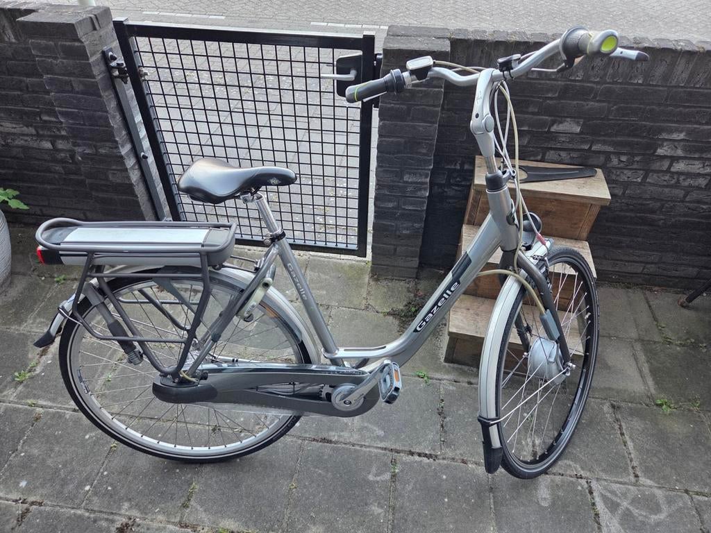 Gazelle Pure Innergy Gold accu 400 Wh, recent onderhoud, Fietsen en Brommers, Ophalen of Verzenden, Zo goed als nieuw, Gazelle