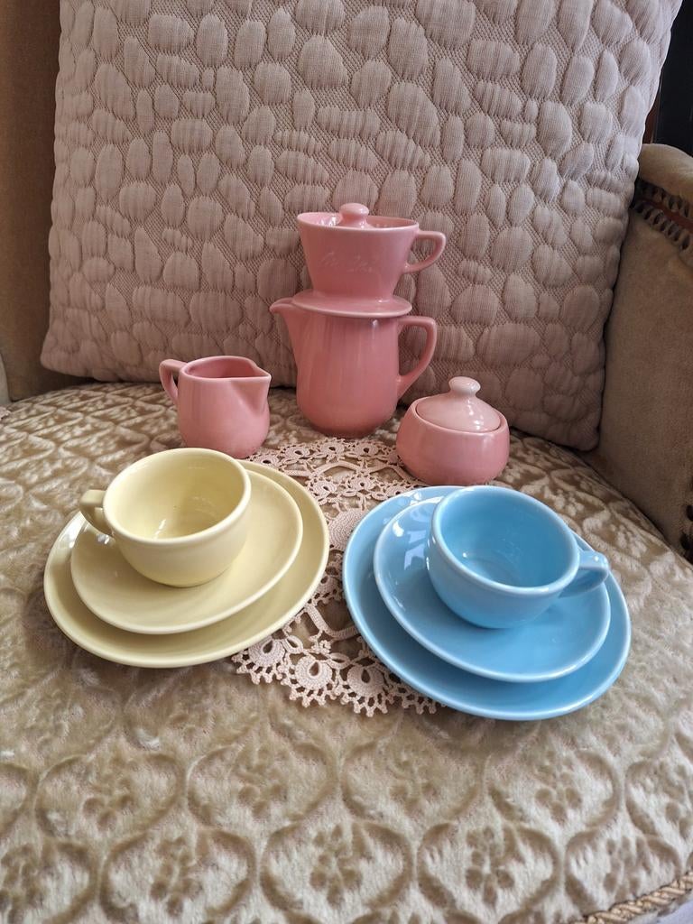 Vintage Pastel Melitta Kinder Serviesje ** Mimosa **, Antiek en Kunst, Ophalen of Verzenden