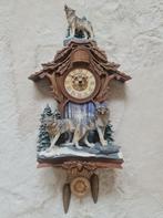 Koekoeksklok met wolven. Nieuwstaat. The Bradford Exchange, Ophalen of Verzenden, Zo goed als nieuw, Wandklok