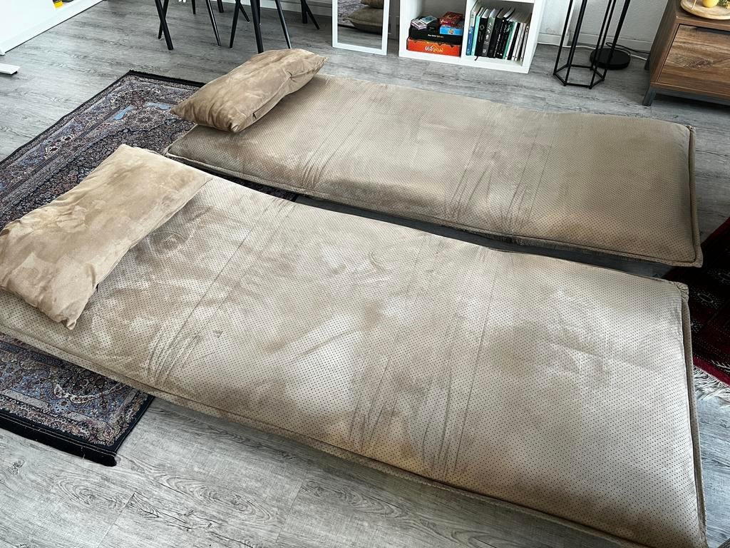 2x Beige Vloerstoel / Loungestoel - Verstelbaar, Ophalen, Gebruikt, Twee, Overige kleuren