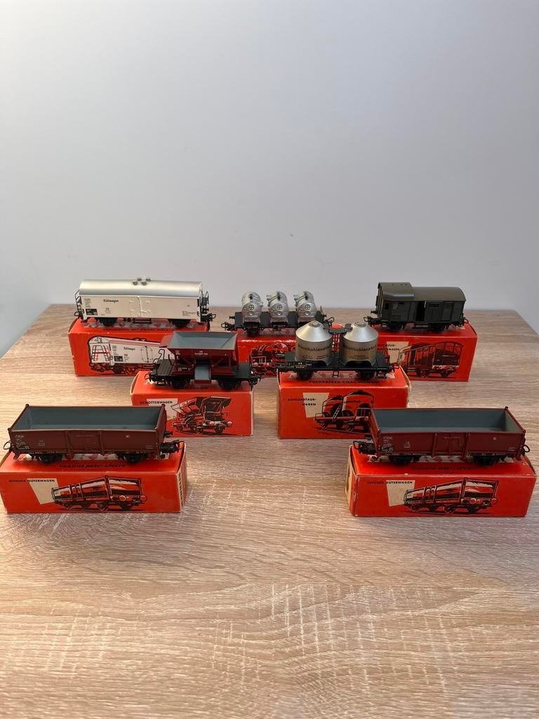 7 Marklinwagons / 4511-4520-4600-4602(2x)-4610-4620, Ophalen of Verzenden, Zo goed als nieuw, Gelijkstroom, Overige merken