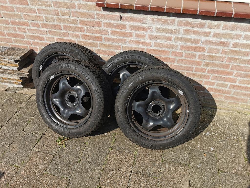 vredestein winterbanden met stalen velgen Citroen C3, Ophalen, Gebruikt, 16 inch, Banden en Velgen