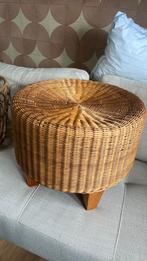 Rieten kruk, Huis en Inrichting, Ophalen, Zo goed als nieuw, Rond, Minder dan 50 cm