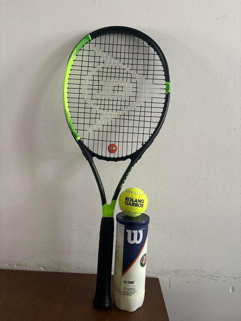 Dunlop tennisracket met 3 Wilson tennisballen, Sport en Fitness, Tennis, Ophalen, Zo goed als nieuw, Racket, Dunlop