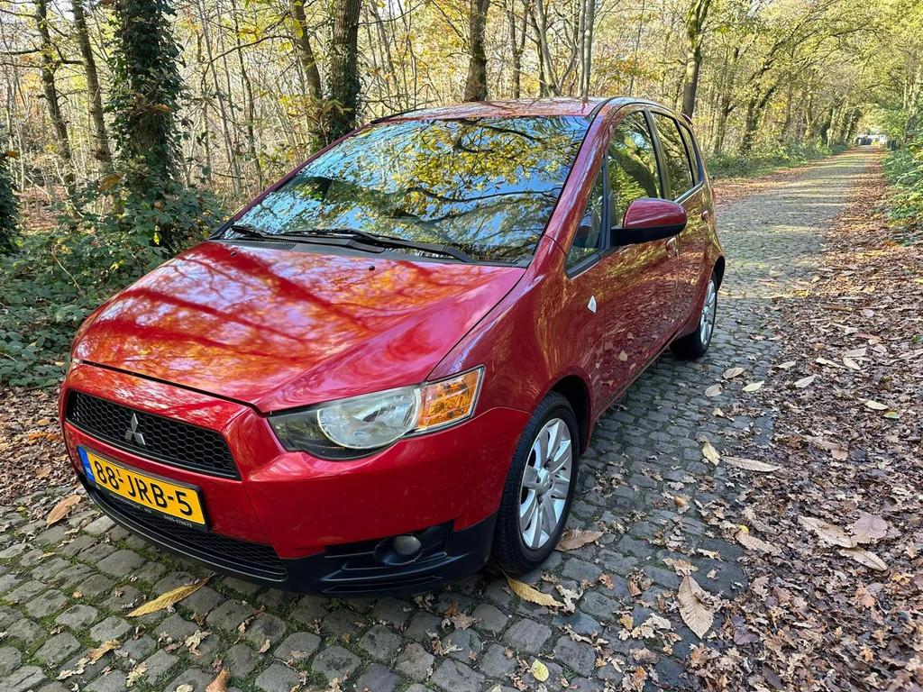Mitsubishi Colt 1.3 Intro Edition apk 13-11-2025 !, Voorwielaandrijving, Stof, Gebruikt, Multifunctioneel stuurwiel