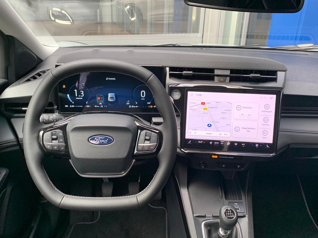 Ford Puma 1.0 EcoBoost Hybrid Titanium | Winter Pack | Camer, Auto's, Voorwielaandrijving, 12 maanden, Puma, Zwart