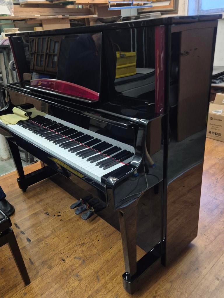 Samick piano SU-181GD 127 cm - Zwart nieuw polyester, Muziek en Instrumenten, Piano's, Zwart, Ophalen of Verzenden, Zo goed als nieuw