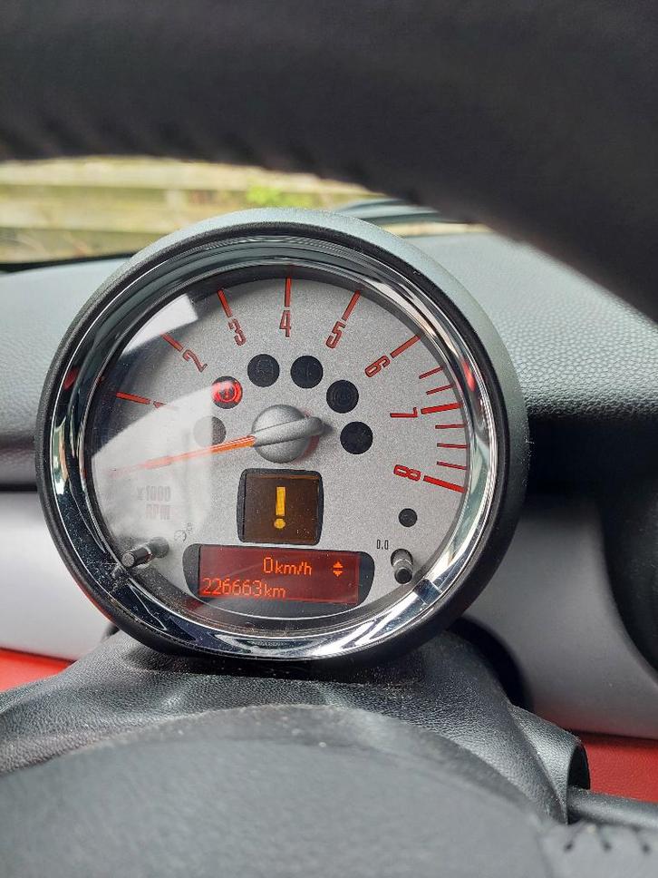 Mini Clubman 1.6 ONE 2013 Wit, Auto's, Mini, Particulier, Clubman, Airbags, Airconditioning, Bluetooth, Centrale vergrendeling