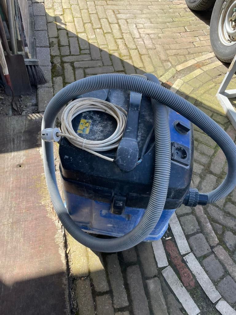 Bouw stofzuiger, zonder klop functie, Ophalen, Gebruikt
