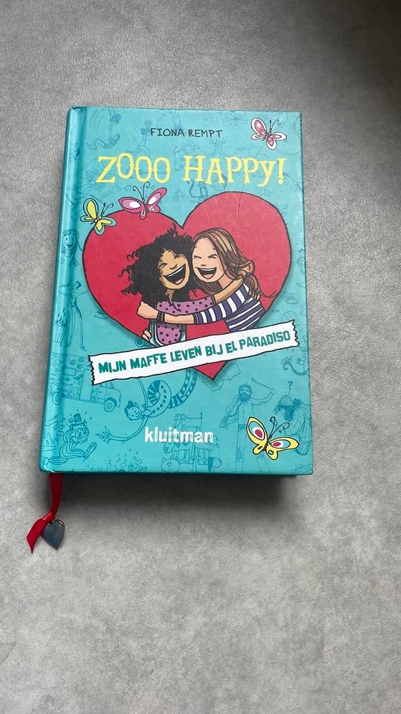 Fiona Rempt - Mijn maffe leven bij El Paradiso, Fictie algemeen, Fiona Rempt, Ophalen of Verzenden, Zo goed als nieuw