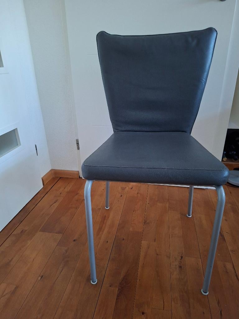 Eetkamer stoelen, Huis en Inrichting, Stoelen, Ophalen, Gebruikt, Overige materialen, Strak model