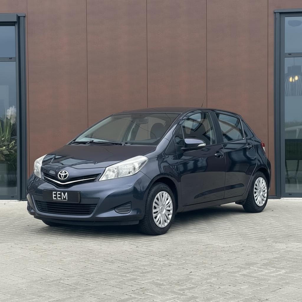 Toyota Yaris 1.0 12V Vvt-i 5DR 2012 Blauw - LAGE KM! - NAVI, Auto's, 527 kg, 40 €/maand, 750 kg, Blauw