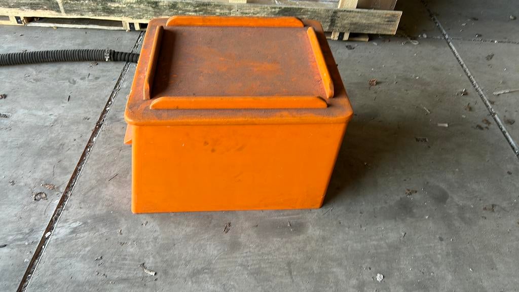 Motorkist, Ophalen, Zo goed als nieuw, Motor en Techniek, Zeilboot of Motorboot