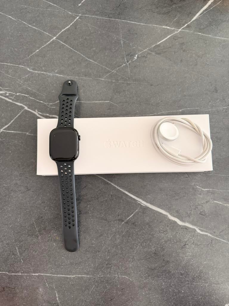Apple watch 10 46mm, Sieraden, Tassen en Uiterlijk, Smartwatches, Ophalen of Verzenden, Zo goed als nieuw, Zwart, IOS