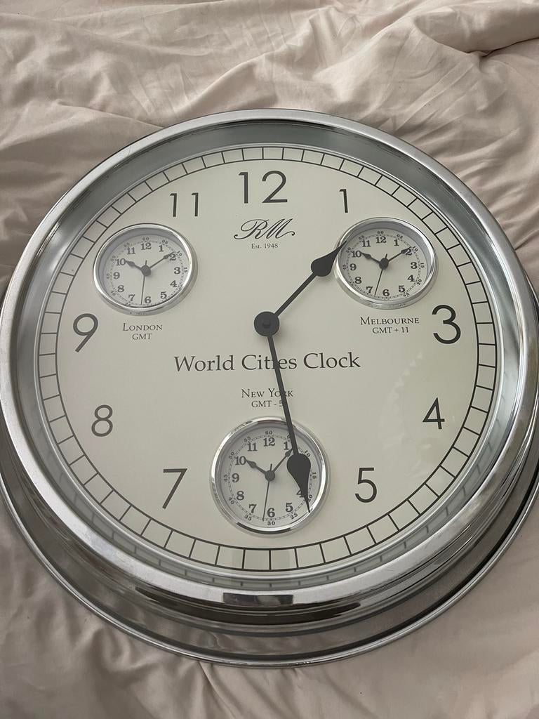 World Cities Klok met 3 tijdzones, Ophalen, Gebruikt, Analoog, Wandklok