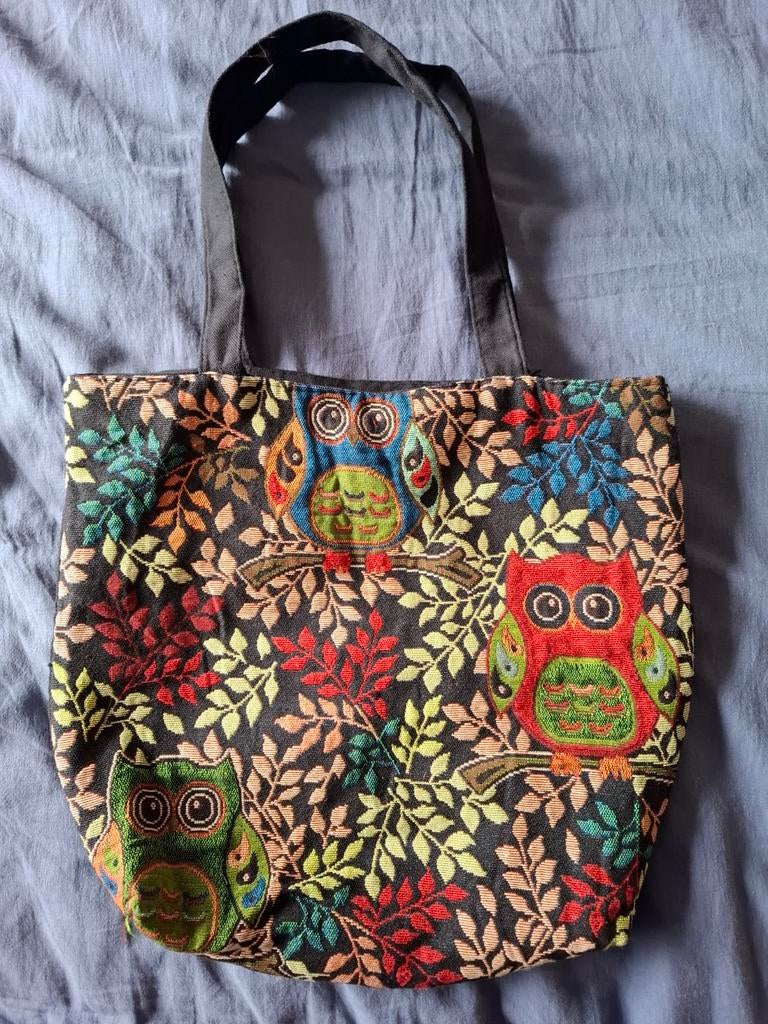 Shopper. Totebag. Kleurrijke uiltjes/takjes/blaadjes., Ophalen of Verzenden, Gebruikt, Shopper