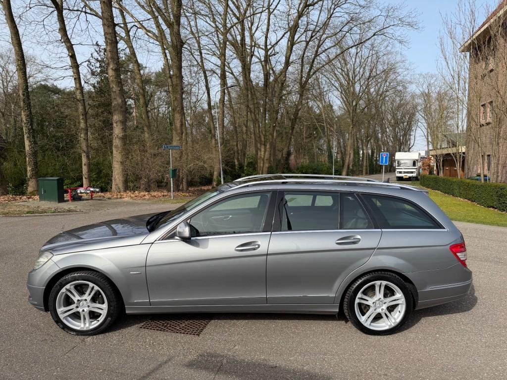 Mercedes-benz C-KLASSE 320 CDI - Motor heeft 236.000 Km, Auto's, Mercedes-Benz, 197 €/maand, 2987 cc, Diesel, 225 pk